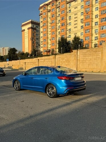 Hyundai Elantra 2016, 180,247 km - 1.6 l - Bakı