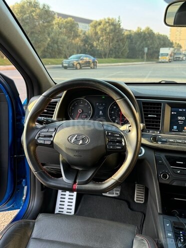 Hyundai Elantra 2016, 180,247 km - 1.6 l - Bakı