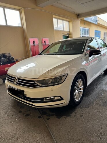 Volkswagen Passat 2016, 160,000 km - 1.4 l - Gəncə