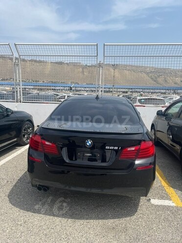 BMW 528 2015, 290,000 km - 2.0 l - Bakı