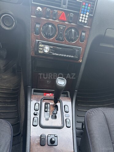 Mercedes C 200 1999, 330,586 km - 2.0 л - Bakı