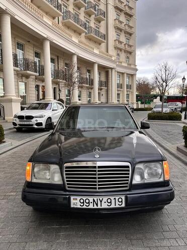 Mercedes E 280 1994, 330,510 km - 2.8 l - Bakı