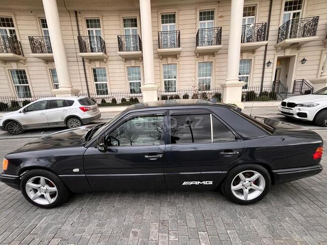Mercedes E 280 1994, 330,510 km - 2.8 l - Bakı