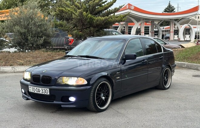 BMW 323-2