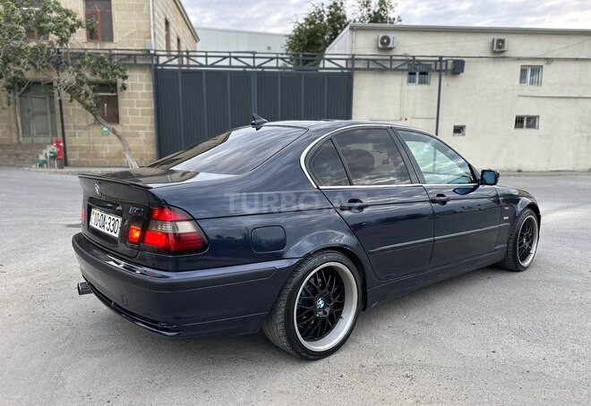 BMW 323-10