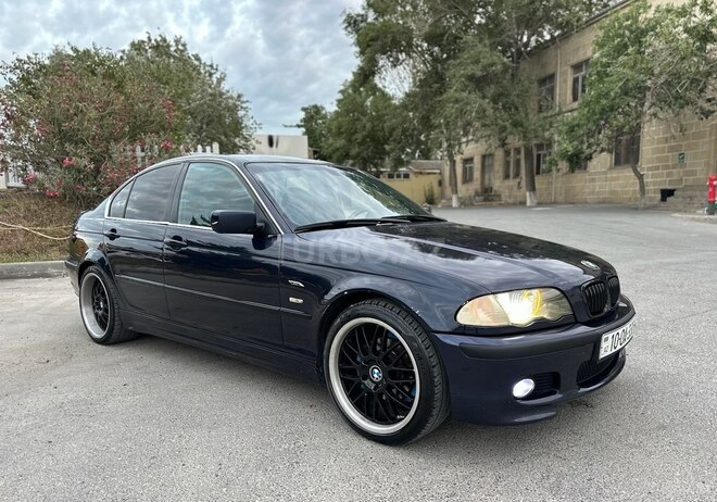 BMW 323-12