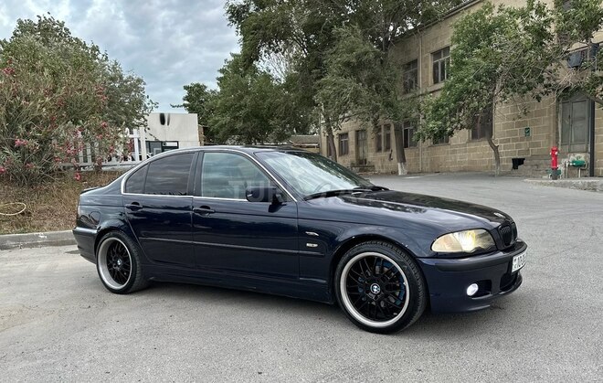 BMW 323-11