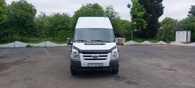 Ford Transit 2011, 156,000 km - 3.5 l - Qax