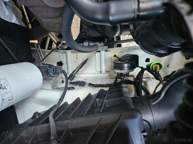 Ford Transit 2011, 156,000 km - 3.5 l - Qax