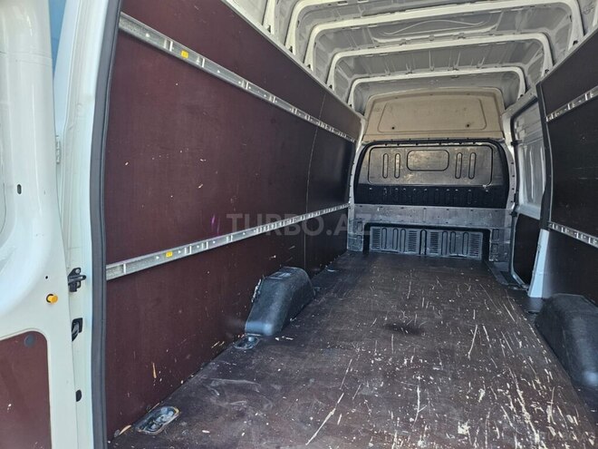 Ford Transit 2011, 156,000 km - 3.5 l - Qax