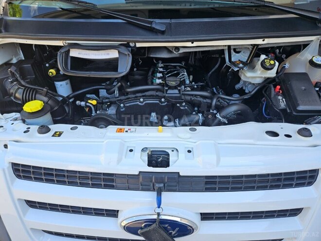 Ford Transit 2011, 156,000 km - 3.5 l - Qax