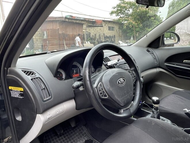 Kia Ceed 2007, 398,000 km - 1.4 l - Lənkəran