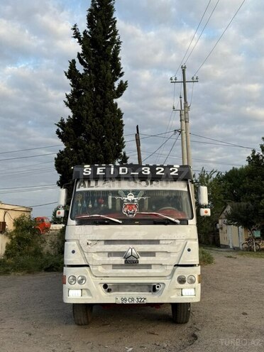 HOWO Sinotruk 2012, 400,000 km - 9.7 l - İmişli