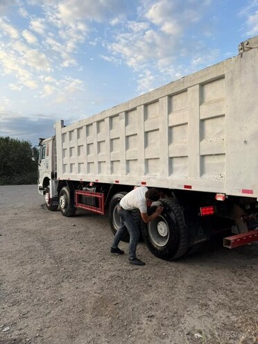 HOWO Sinotruk 2012, 400,000 km - 9.7 l - İmişli