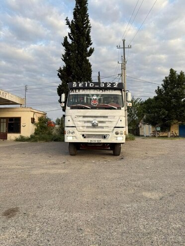 HOWO Sinotruk 2012, 400,000 km - 9.7 l - İmişli