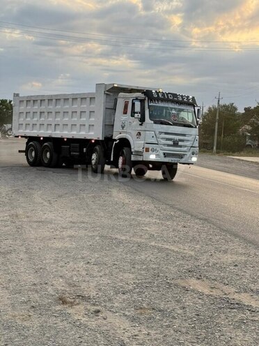 HOWO Sinotruk 2012, 400,000 km - 9.7 l - İmişli