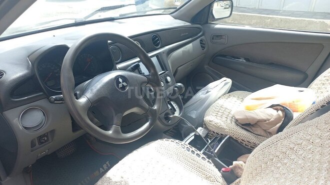 Mitsubishi Airtrek 2001, 406,847 km - 2.0 л - Bakı