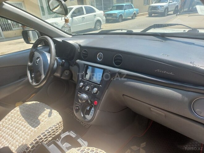 Mitsubishi Airtrek 2001, 406,847 km - 2.0 л - Bakı