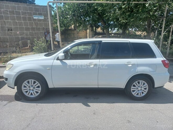 Mitsubishi Airtrek 2001, 406,847 km - 2.0 л - Bakı