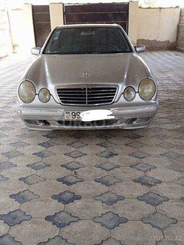 Mercedes E 240 2000, 363,210 km - 2.4 l - Şirvan