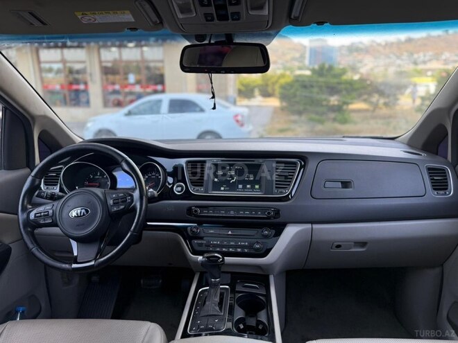 Kia Carnival 2015, 142,000 km - 2.2 l - Bakı