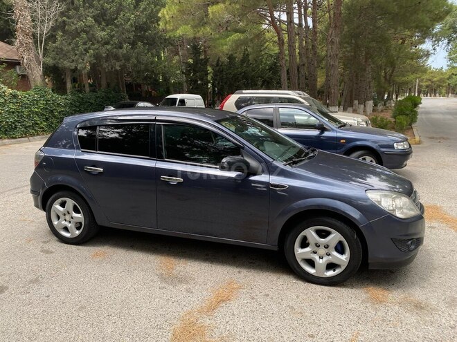 Opel Astra 2009, 280,000 km - 1.4 l - Sumqayıt