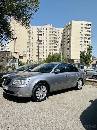 Hyundai Sonata-4