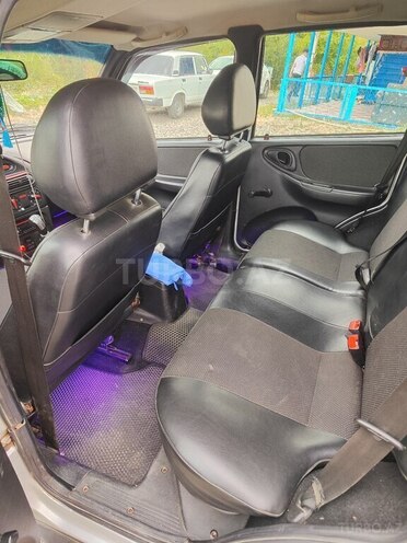 Chevrolet Niva 2010, 245,000 km - 1.7 л - Lerik