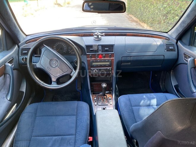 Mercedes C 240 2000, 418,000 km - 2.4 l - Bakı
