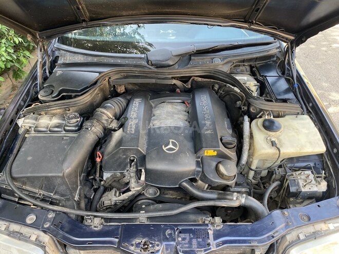 Mercedes C 240 2000, 418,000 km - 2.4 l - Bakı