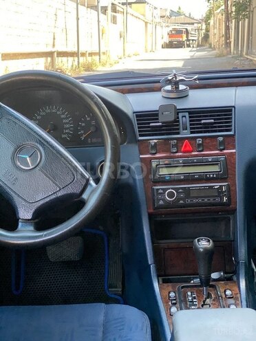 Mercedes C 240 2000, 418,000 km - 2.4 l - Bakı