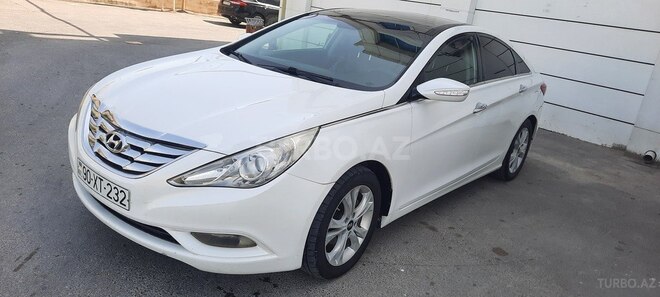 Hyundai Sonata-11