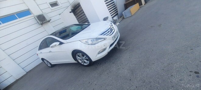 Hyundai Sonata-7