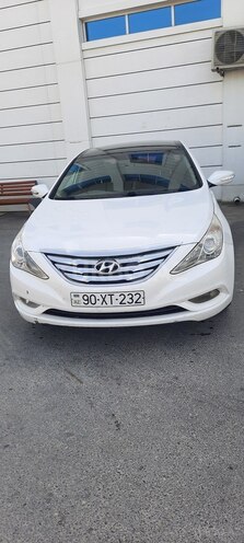 Hyundai Sonata-1