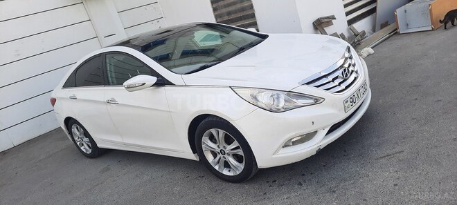 Hyundai Sonata-10