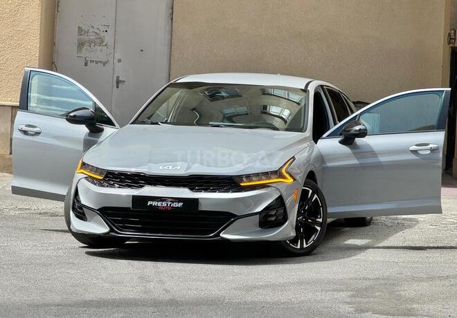 Kia K5-4