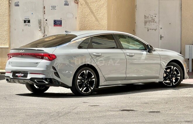 Kia K5-13