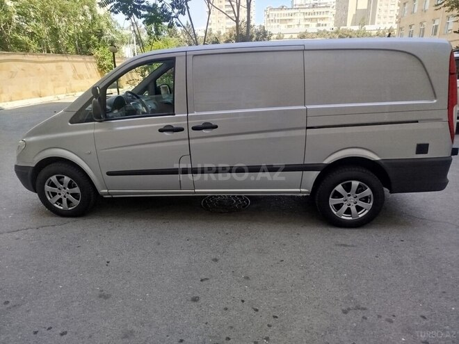 Mercedes Vito 115-8