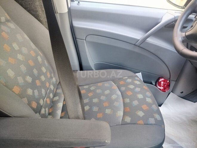 Mercedes Vito 115-14