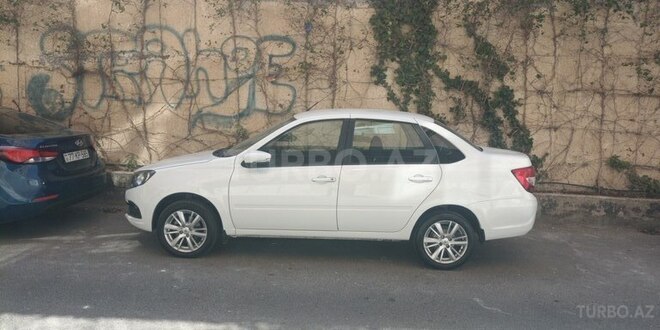 LADA (VAZ) Granta 2025, 30,000 km - 1.6 l - Bakı
