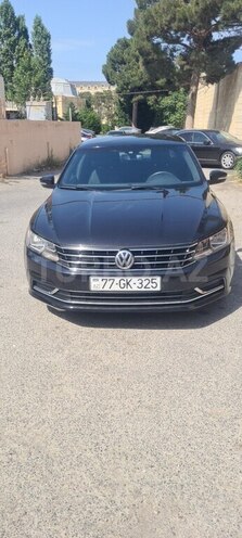 Volkswagen Passat 2017, 133,872 km - 1.8 l - Bakı