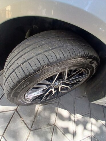 Chevrolet Cobalt-12