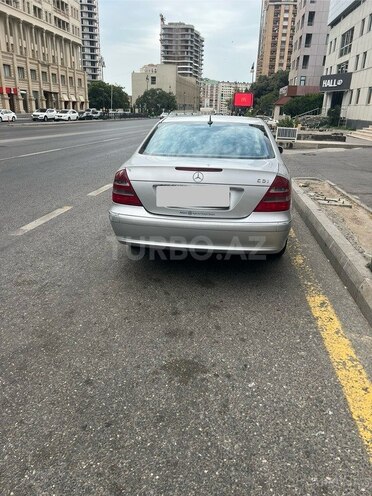 Mercedes E 220 d 2002, 258,500 km - 2.2 l - Bakı