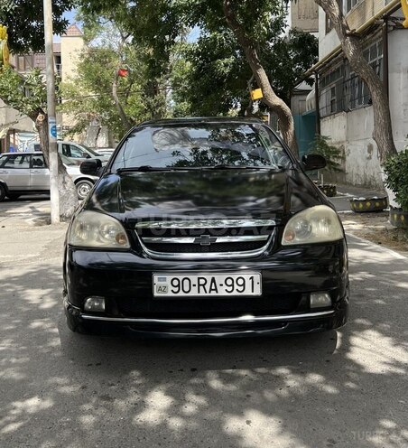 Chevrolet Lacetti-1