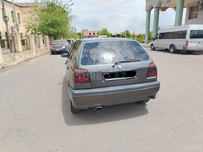 Volkswagen Golf 1992, 278,000 km - 2.0 l - Cəlilabad