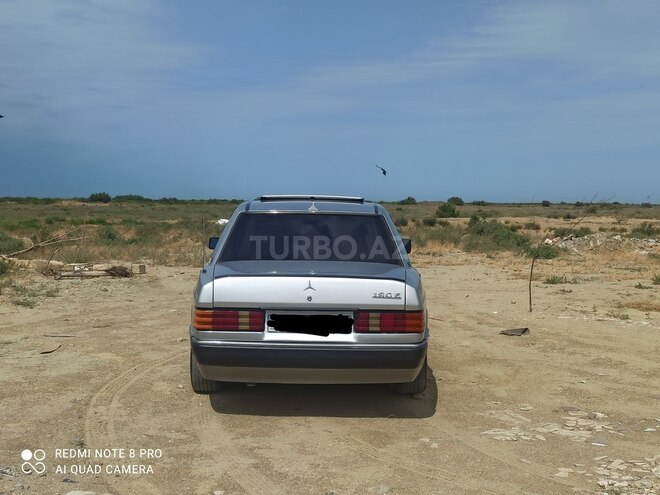 Mercedes 190 1993, 250,000 km - 2.0 l - Sumqayıt