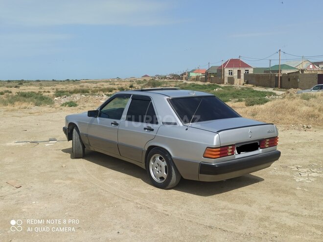 Mercedes 190 1993, 250,000 km - 2.0 l - Sumqayıt