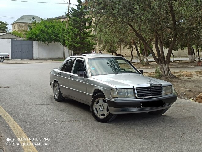 Mercedes 190 1993, 250,000 km - 2.0 l - Sumqayıt