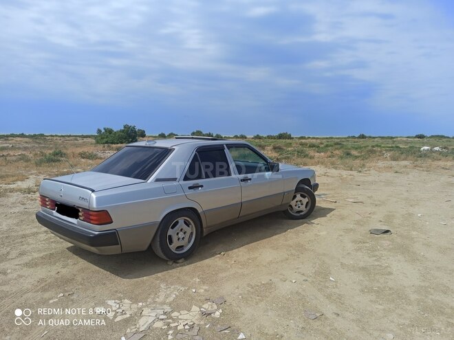 Mercedes 190 1993, 250,000 km - 2.0 l - Sumqayıt