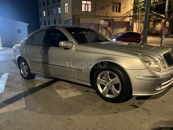 Mercedes E 220 d 2002, 258,500 km - 2.2 l - Bakı